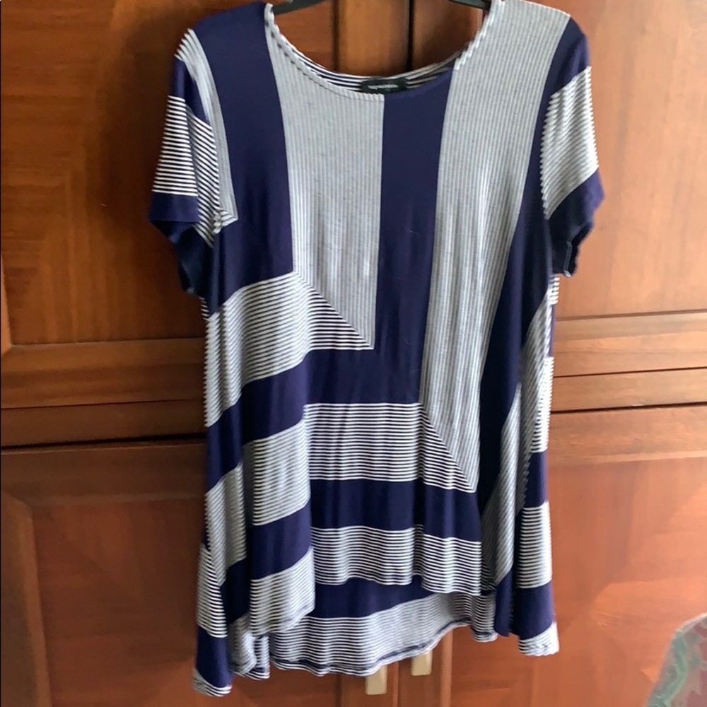 Flattering shirt